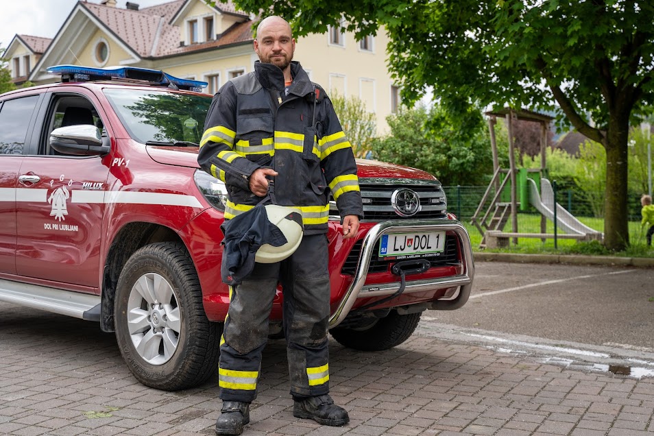 gasilski avto toyota hillux